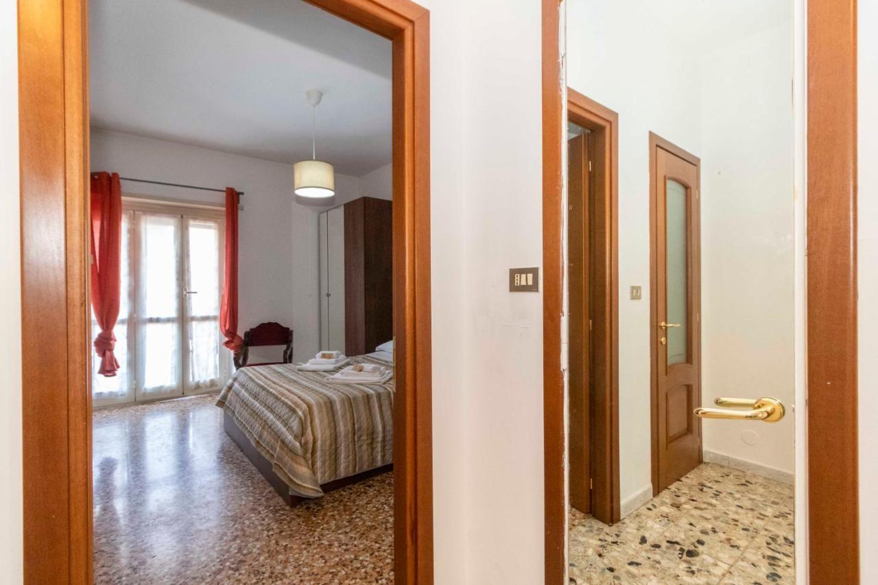 Apartment Pitagora Functional Flat